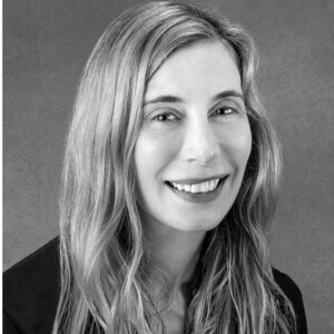 Heather Mee headshot