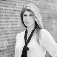 Devon Safran headshot