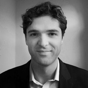 Mathew Bernhardt headshot