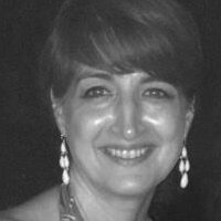 Nancy Sommer headshot