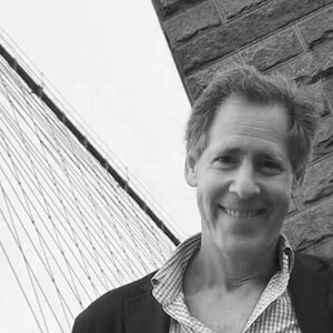 Andy Oshrin headshot