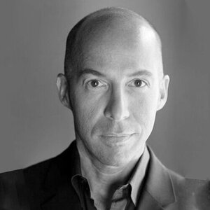 Edward Cardimona headshot