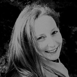 Donna Halperin headshot