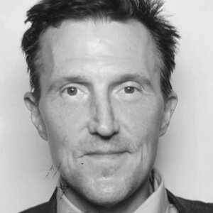 Dave Aronson headshot