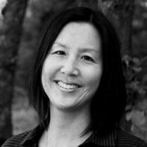 Lara Hejtmanek headshot